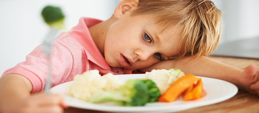 A duhen ushqyer fëmijët me zor?